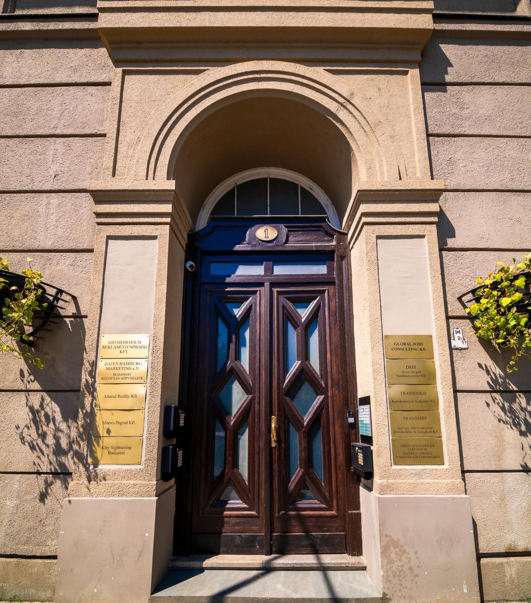 Budapest Riverfront Suite Экстерьер фото