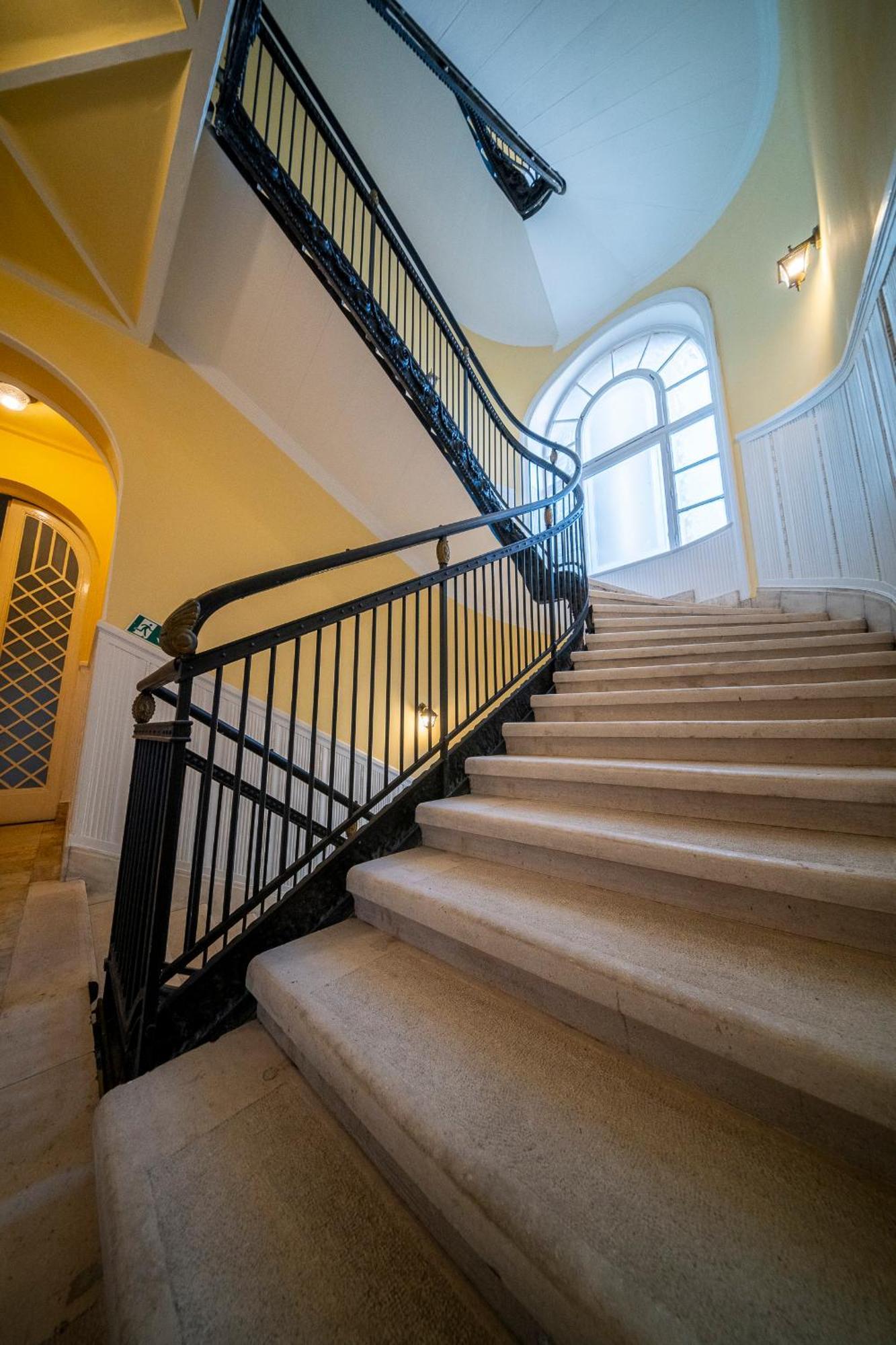 Budapest Riverfront Suite Экстерьер фото